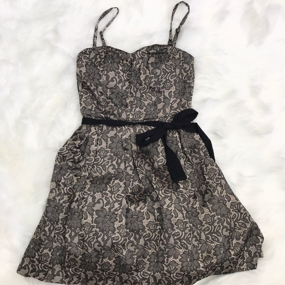 Daisy Shoppe Floral Jacquard Sweetheart Neck XS/SM